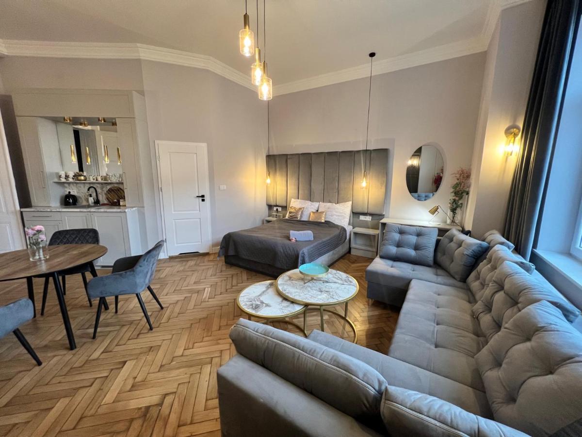 Dk Premium Ballady I Romanse Ольштын Экстерьер фото